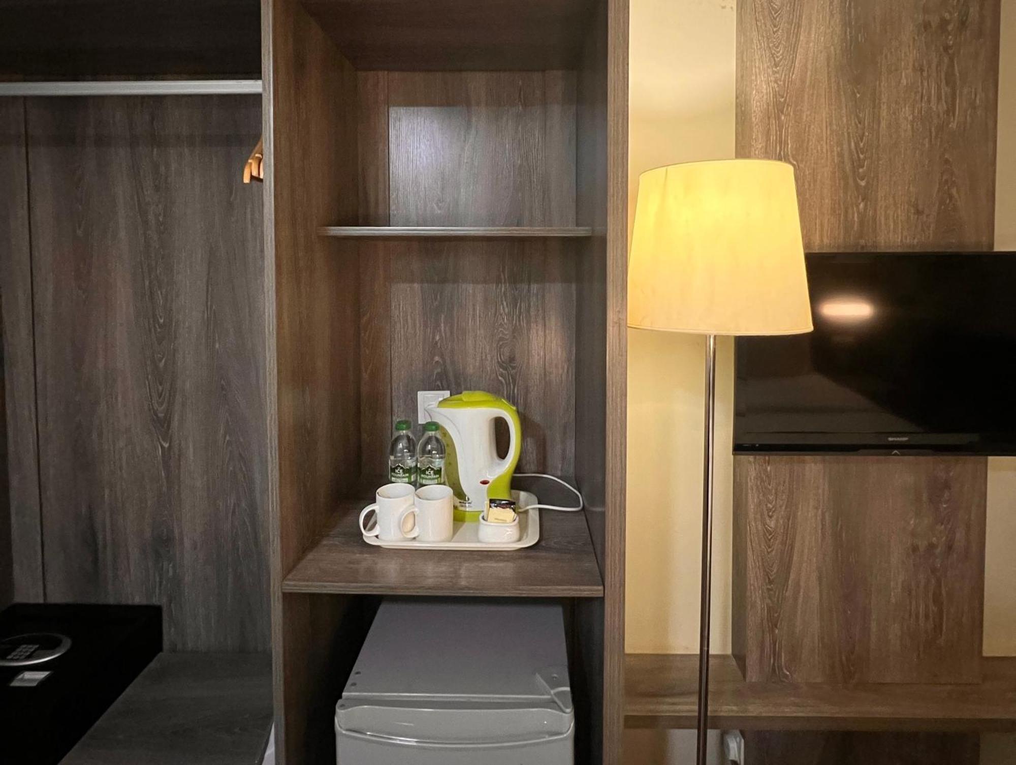 Ajang Hotel Miri Bagian luar foto