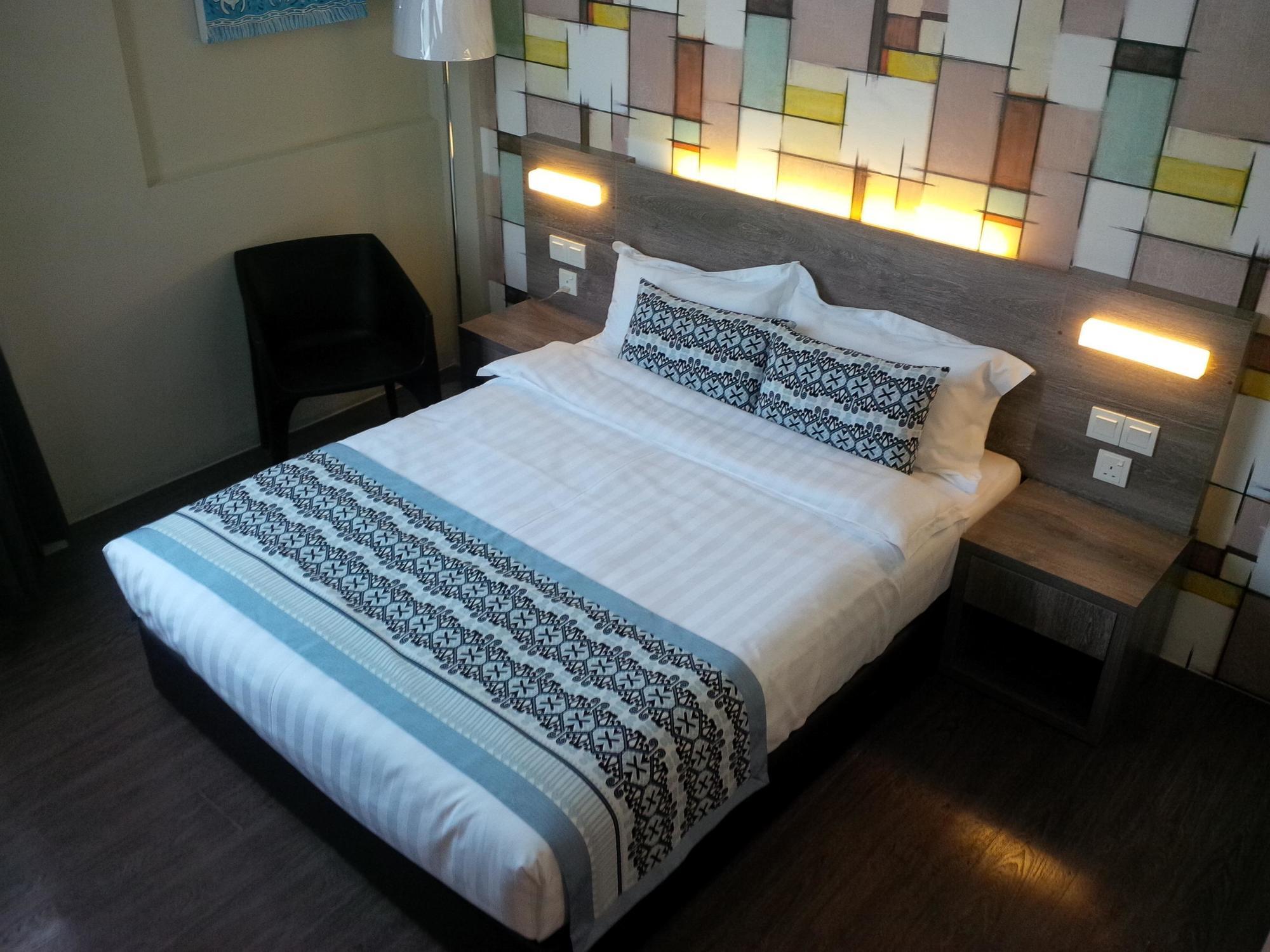 Ajang Hotel Miri Bagian luar foto