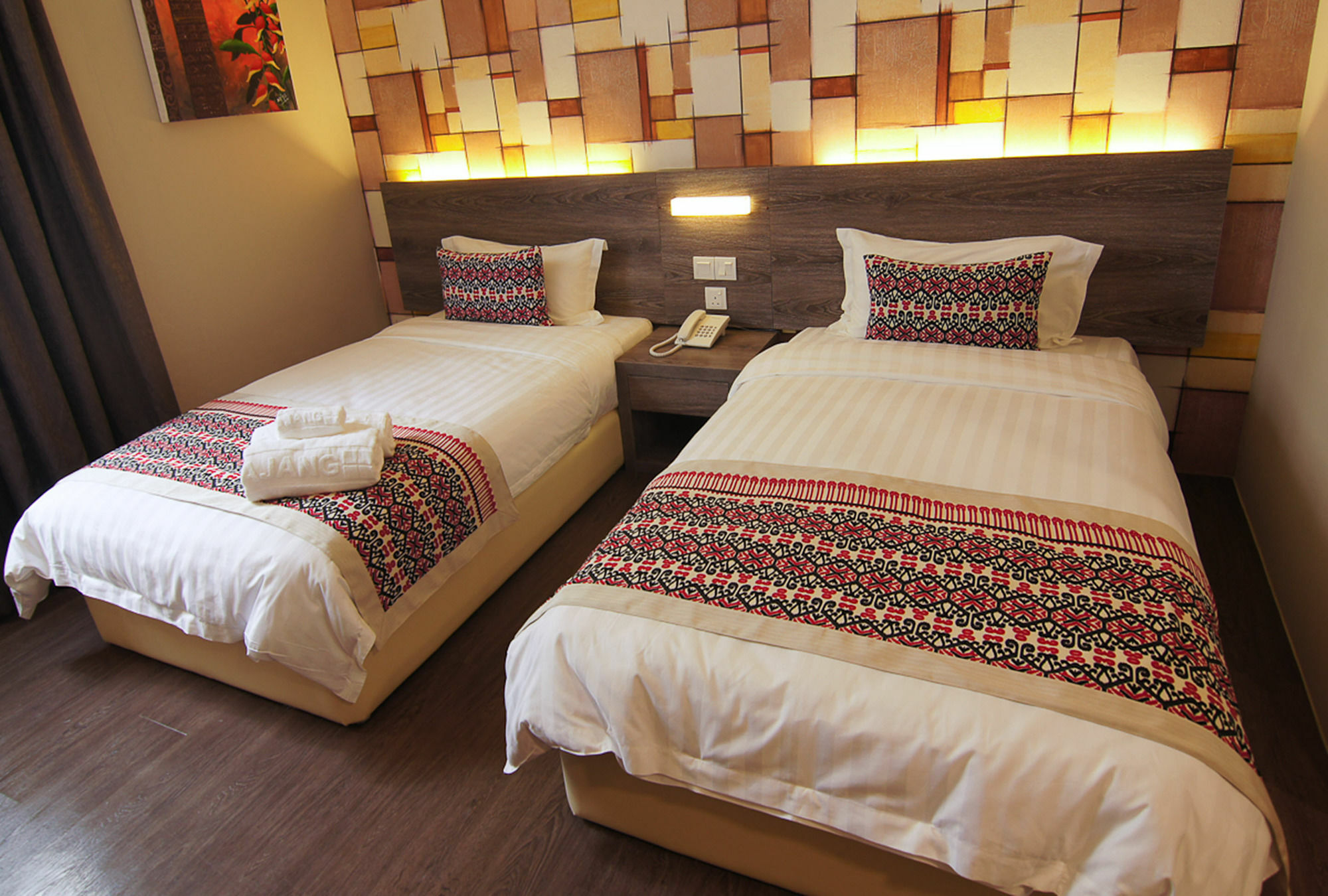 Ajang Hotel Miri Bagian luar foto